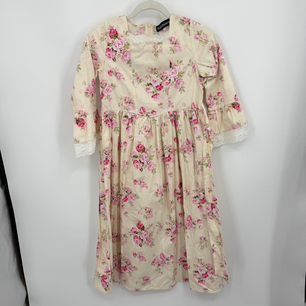 Scarlet Darkness cream pink Floral‎ Dress 9-10Y bell sleeve Victorian